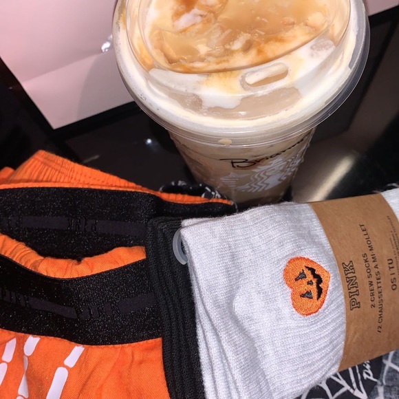 meet the seller🕸️ - Picture 1 of 4